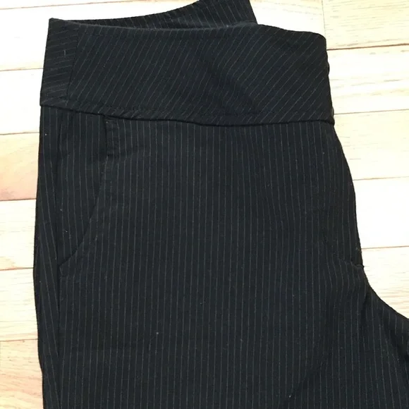 Sz 10 | H & M | Pinstripe | Black Light Blue | High Waisted Trouser ♦️ - Picture 2 of 14